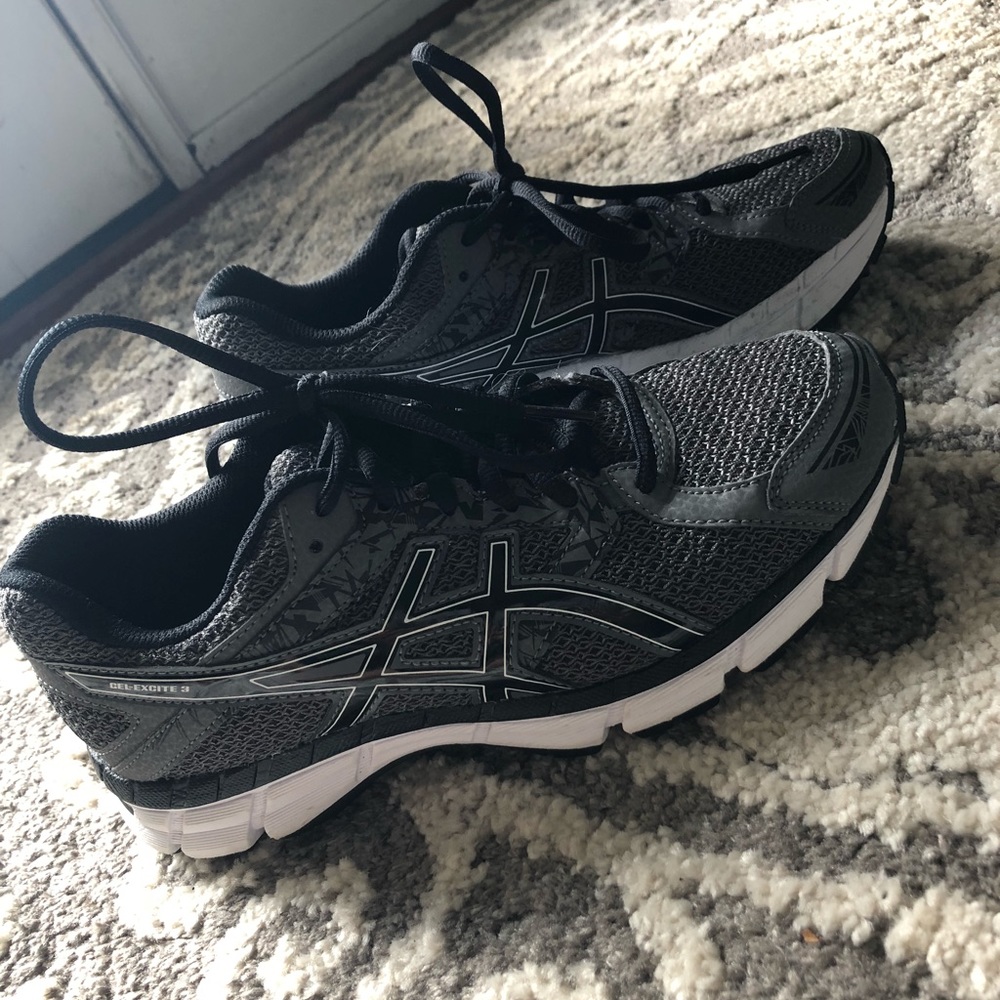 Gel ASIC Tennis Shoes (Unisex)